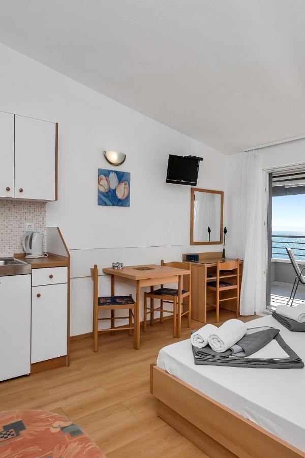 Apartments And Rooms By The Sea Baska Voda, Makarska - 2578 Baška Voda Exterior foto
