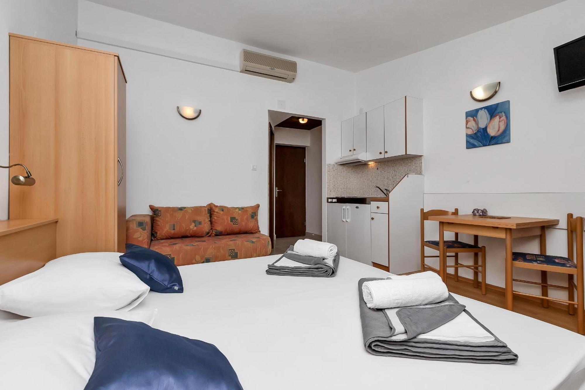 Apartments And Rooms By The Sea Baska Voda, Makarska - 2578 Baška Voda Quarto foto